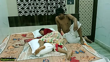 Desi father jobordosti fucking sons wife! Viral sex video